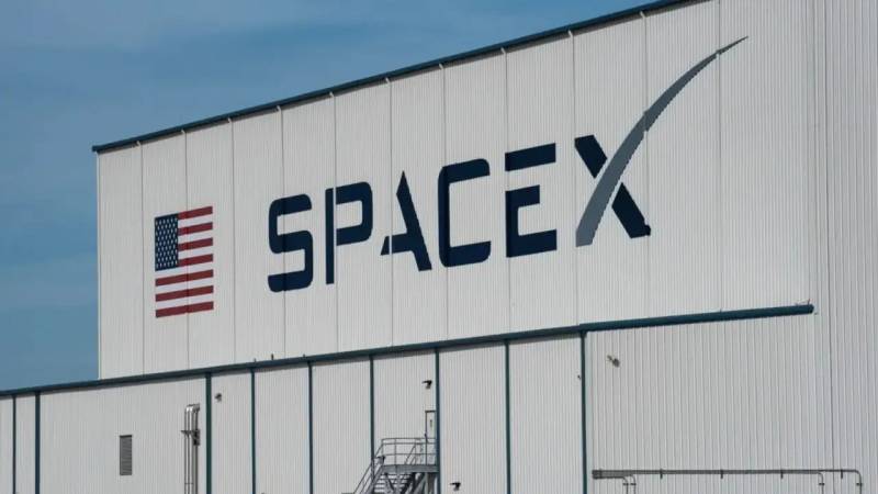 Pentaqon SpaceX Şirkətinə 2 Milyard Dollarlıq "Golden Dome" Müqaviləsi Verir