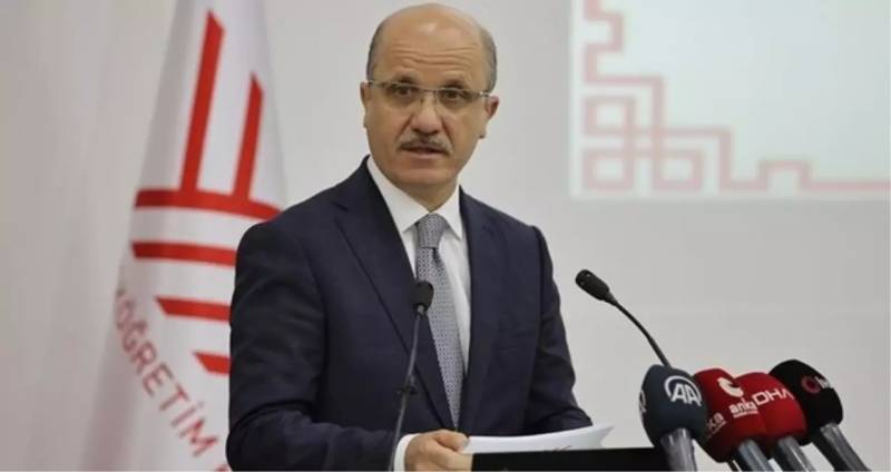 Türkiyə YÖK Sədri Kimdir? Prof. Dr. Erol Özvar haqqında Ətraflı Məlumat və Karyera İcmalı