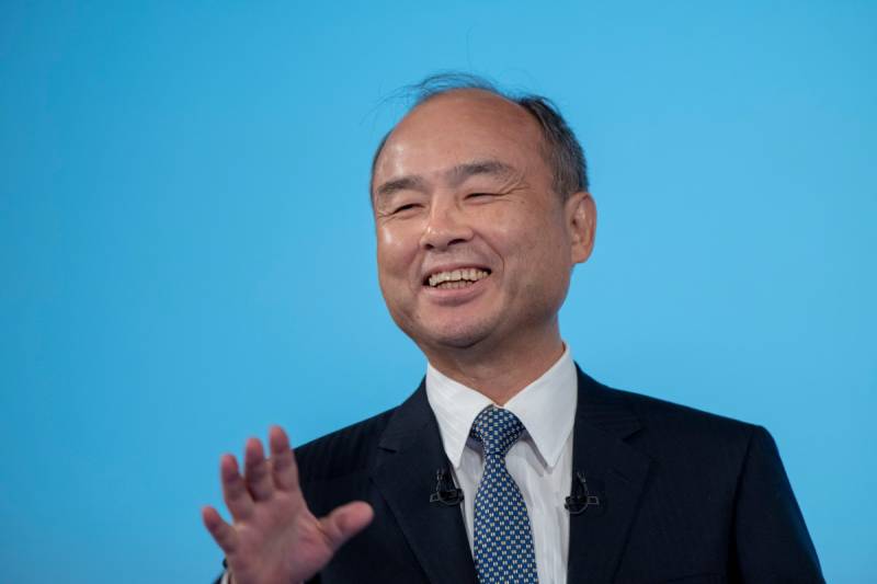 SoftBank-ın NVIDIA Satışı: Masayoshi Son-un Bütün Kapitalı Süni Zəkaya Yönəltməsi Bazarı Necə Sarsıtdı?