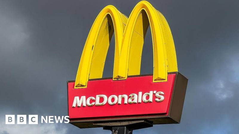 McDonald's Rəhbərlər üçün Cinsi Qısnamaya Qarşı Məcburi Təlimlər Tətbiq Edir: Bərabərlik Orqanının Tələbi