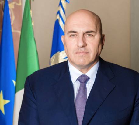 İtaliya silahlı qüvvələrində islahatlar aparmaq niyyətindədir