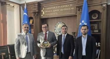 Azərbaycanlı jurnalistlər Özbəkistanda görüşlər keçirdi