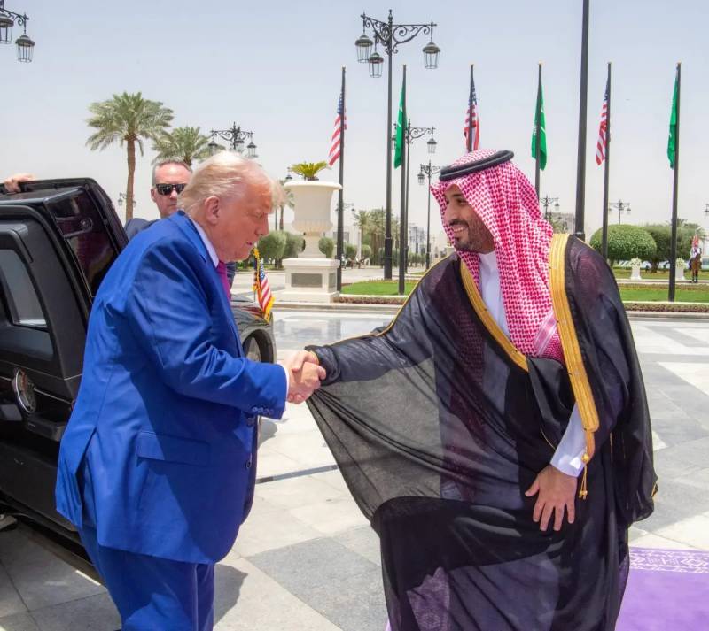 ABŞ Prezidenti Tramp və Vəliəhd Məhəmməd bin Salman Ağ Evdə Görüşür: Əsas Müzakirə Mövzuları