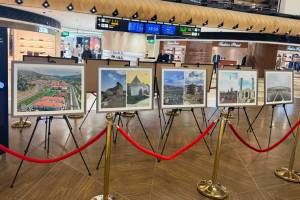 Bakı aeroportunda "Qarabağın Dirçəlişi: Azərbaycan İntibahının Hekayəsi" fotosərgisi açılıb