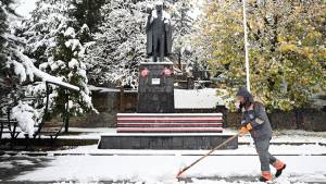 Qış Vaxtından Əvvəl Gəldi: Meteorologiyadan Sarı Kod Xəbərdarlığı! Qar Yağışı Gözlənilir - Sakinlər Diqqətli Olsun