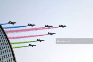 Silahlanmaya yeni qəbul edilmiş "JF-17" qırıcıları Bakı səmasında uçuş edib