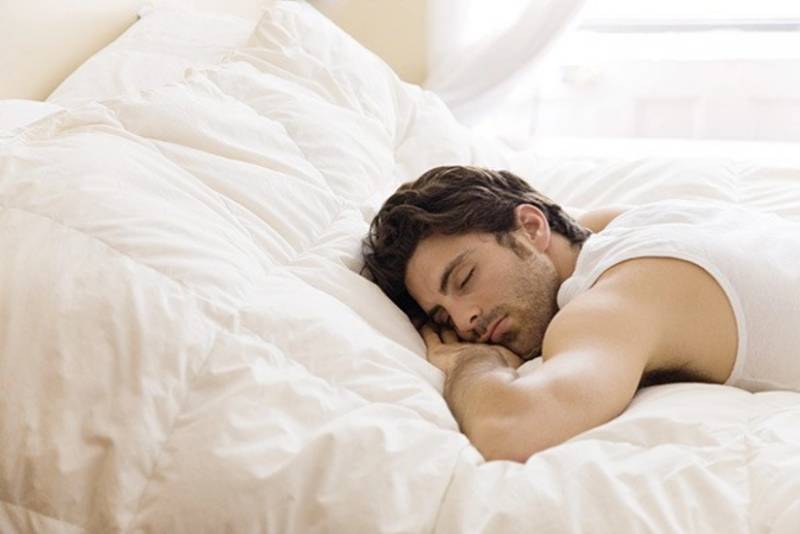 Alimlər: Pəhrizin dəyişdirilməsi yuxunu yaxşılaşdırır