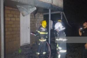 Şamaxıda yaşayış evi yanıb - VİDEO - YENİLƏNİB