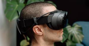 Valve "Steam Frame" VR Qarniturasında Gizli Məqsəd: Titrəyişləri Azaldan İkiqat Dinamiklər Xəbər şəkili