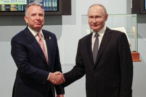 Tramp: Uitkoff Putinlə görüşmək üçün Moskvaya gedəcək