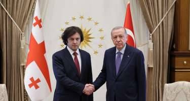 Ərdoğan Kobaxidze ilə danışdı