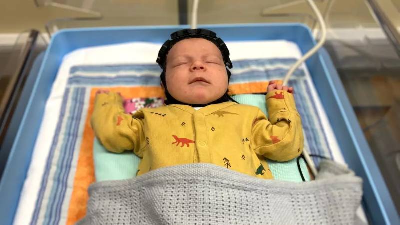 Böyük Britaniyada Yenidoğulmuşların Beyin Zədəsini Yataq Başında Təyin Edən Yeni Texnologiya Hazırlandı Xəbər şəkili