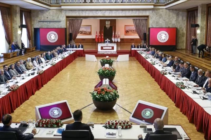 Milli Həmrəylik Komissiyası Bütün İttihamları Pislədi: TBMM Sədri Kurtulmuşu Müdafiə Edəcəyik