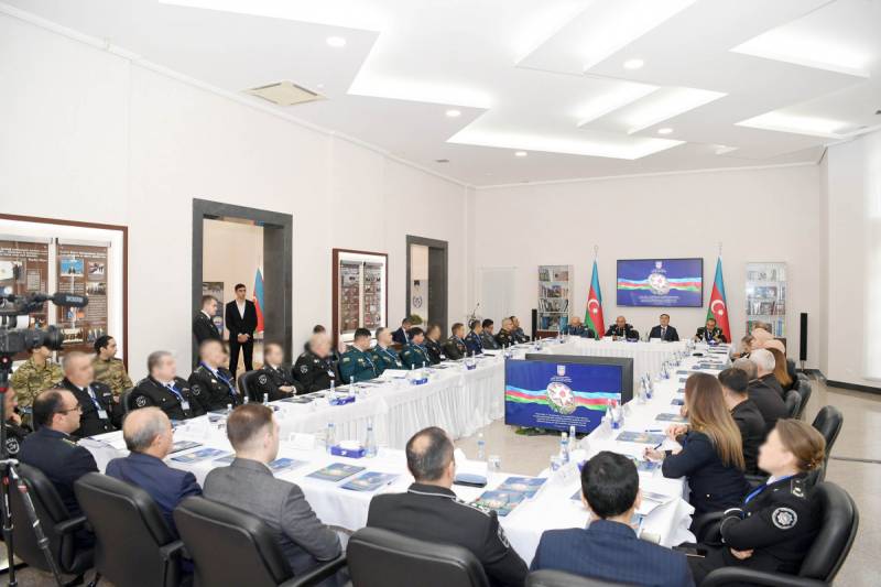 DTX Akademiyasında “Zəfər Günü” və “Konstitusiya və Suverenlik İli”nə həsr olunmuş konfrans keçirilib