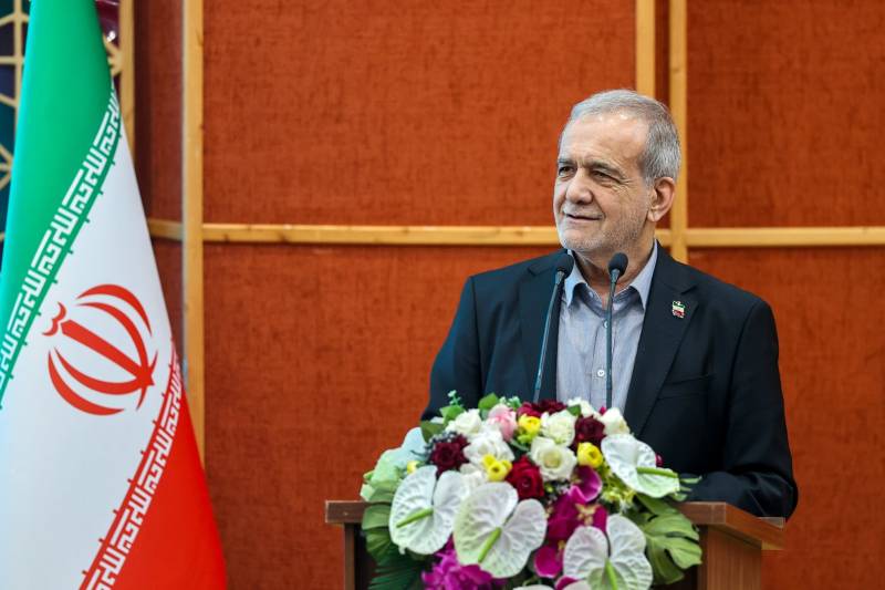 İranda paytaxtın köçürülməsi seçim deyil, məcburidir – Pezeşkian