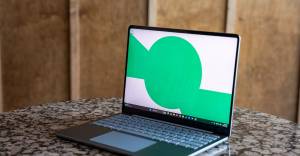 Microsoft Surface Laptop 13-inch (Snapdragon) Rekord Endirimlə: Yalnız 549.99 Dollara Xəbər şəkili