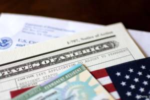 ABŞ bütün sığınacaq müraciətlərinə baxılmasını dayandırıb Xəbər şəkili