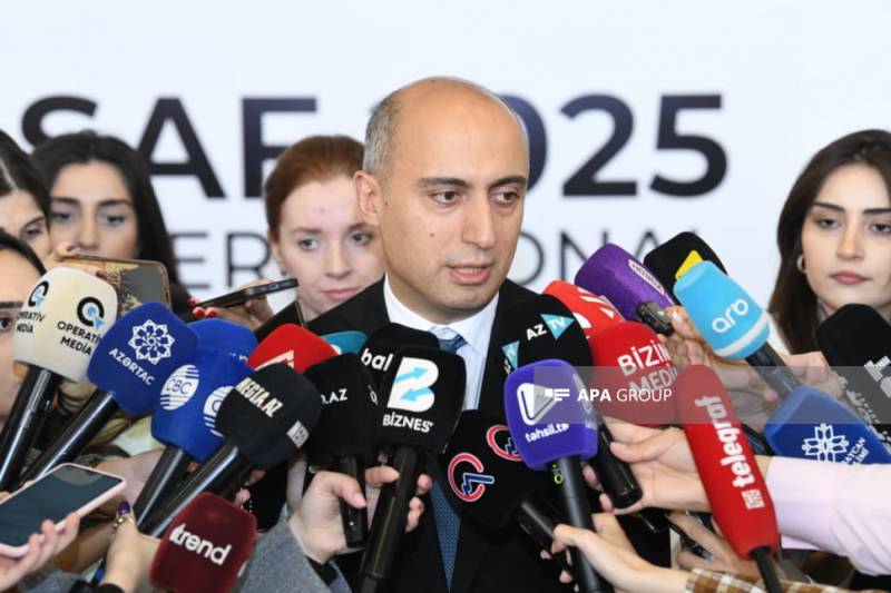 Nazir: Tamştatlı müəllim konseptini Azərbaycan məktəblərinə gətirmək üzərində işləyirik