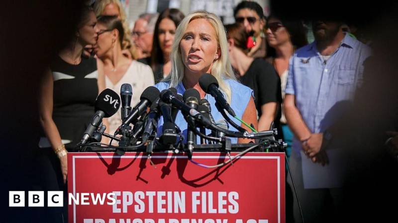 Donald Tramp və Sadiq Müttəfiqi Marcori Teylor Qrin Arasında Kəskin İctimai Mübahisə Başlayıb