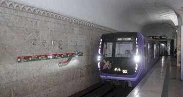 Metroda bu gün iş saatı uzandı