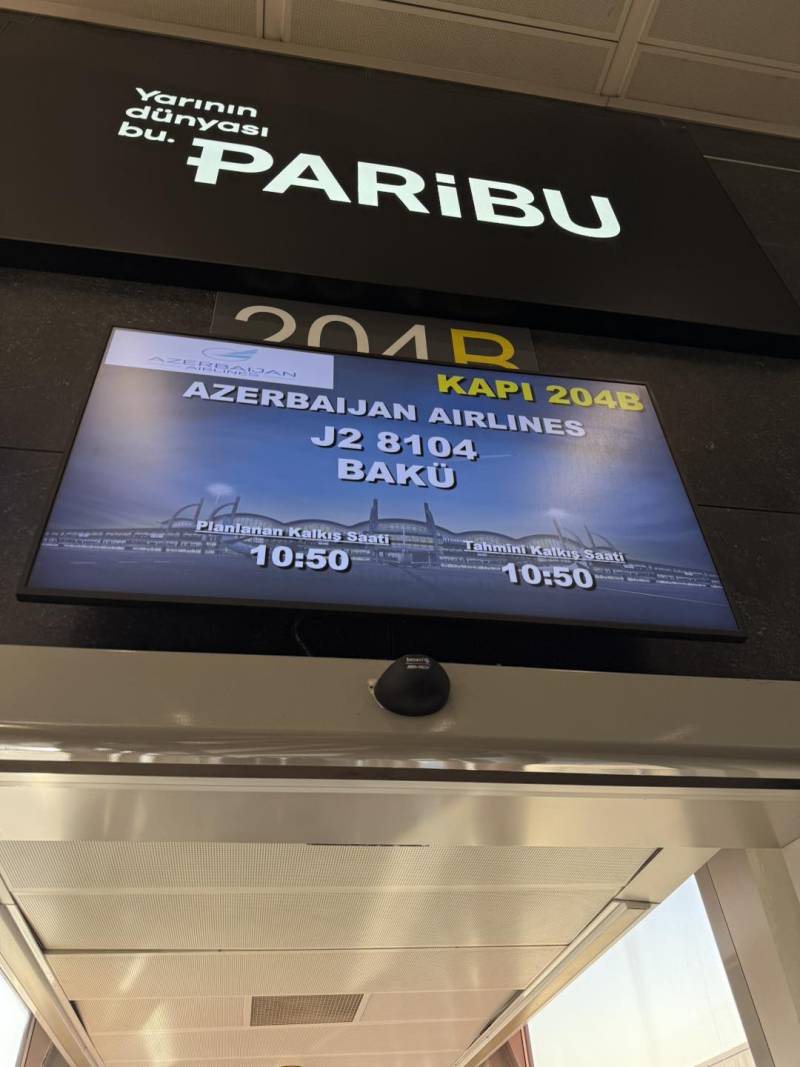 Məşhur futbol şərhçisi Bakıya gəldi