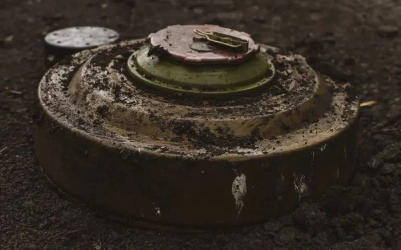 Laçında Müdafiə Nazirliyinin hərbi qulluqçusu minaya düşərək ağır yaralanıb