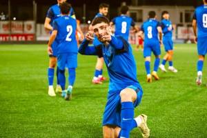 "Neftçi"nin futbolçusu: "Davamlı şəkildə meydanda olsam, daha çox şeylər edəcəyimə əminəm" Xəbər şəkili