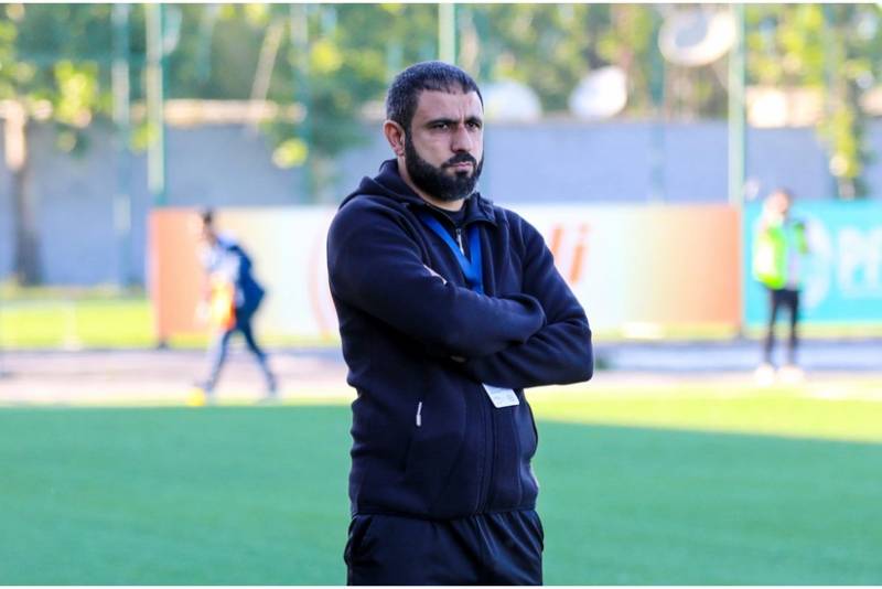 Rəşad Sadıqov: "Azərbaycan çempionatının oyunlarında rahat qələbə qazanmaq olmur"