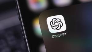 "Whisper Leak" Hücumu: Şifrələnmiş Trafiklə Belə Süni İntellekt Söhbətlərinin Mövzuları Necə İfşa Olunur? Xəbər şəkili