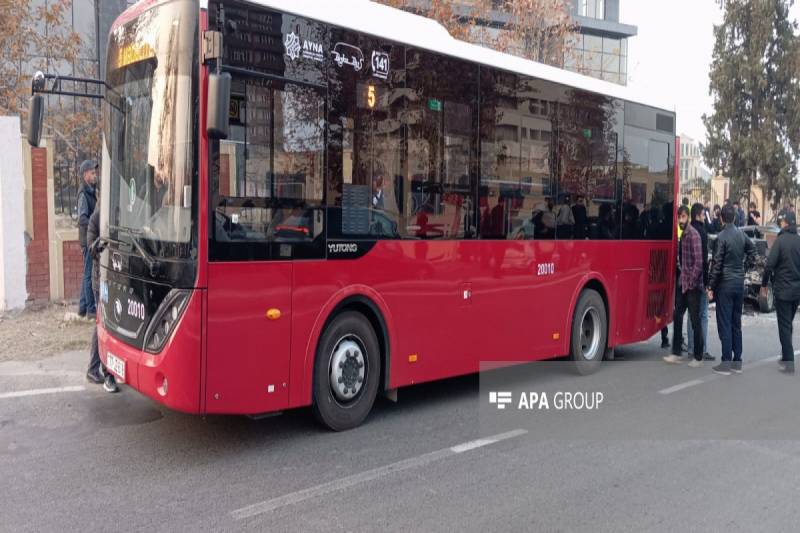 Ağdamda pambıq yüklü traktor aşıb, xəsarət alan var