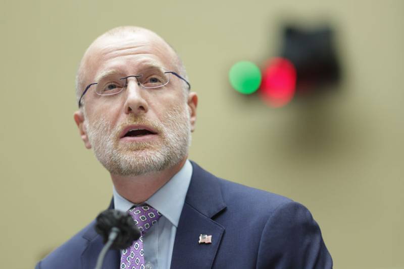 Trampın Təyin Etdiyi Komissarlar Federal Rabitə Komissiyasında Kibertəhlükəsizlik Qaydalarını Ləğv Etdilər