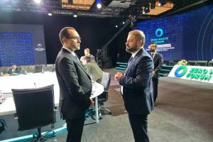 Papoyan İstanbulda Azərbaycan kənd təsərrüfatı naziri ilə görüşüb Xəbər şəkili