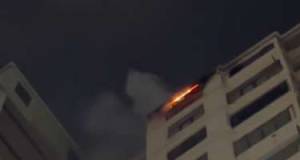 Bakıda yaşayış binasında yanğın oldu -VİDEO Xəbər şəkili