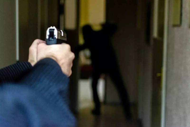 İtaliyada Qadın Qətllərinə Görə Ömürlük Həbs Cəzası: Yeni Qanun Təsdiqləndi