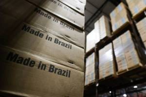 ABŞ Braziliya məhsullarına 40 faizlik rusumu qüvvədə saxlayıb