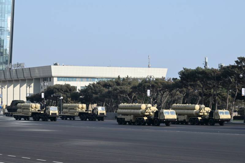 Bakıdakı paradda nümayiş etdirilən silah sistemləri, texnikalar və aviasiya vasitələri Azərbaycanın hərbi qüdrətinin əyani göstəricisidir