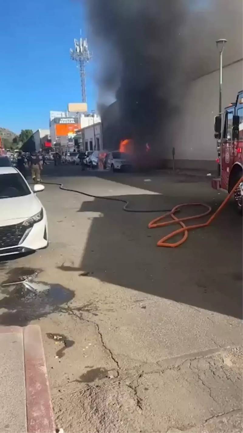 Meksikada dəhşətli market yanğını: “Ölülər Günü” şənlikləri zamanı 23 nəfər həlak oldu