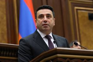 Ermənistan parlamentinin sədri seçkilərdə namizədliyini açıqlayıb Xəbər şəkili