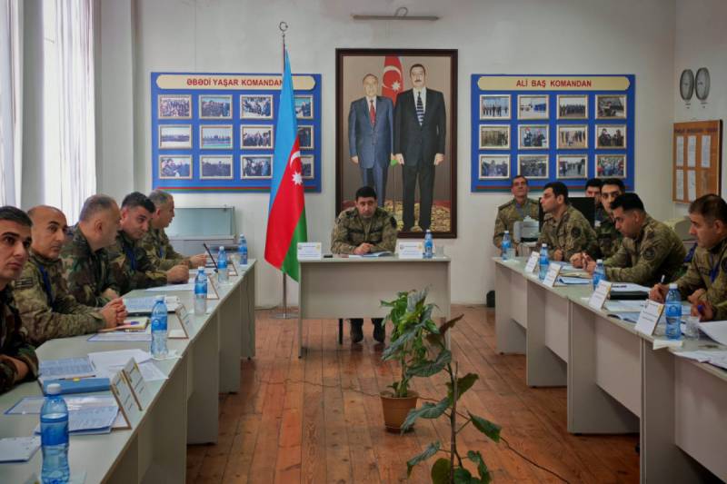 Mülki müdafiə qoşunlarının hərbi hissələri ilə birgə qərargah məşqi keçirilib