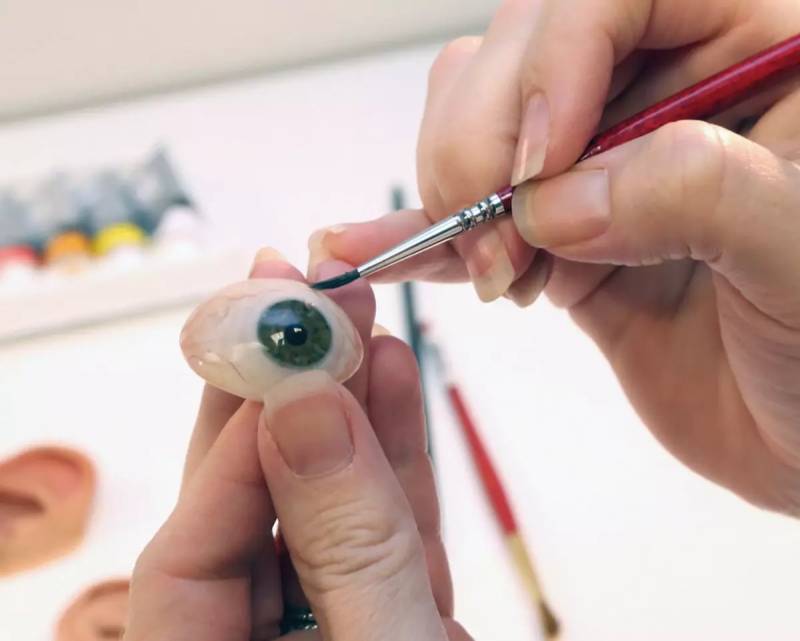 Türkiyənin Protez Göz Mərkəzi Renk İstanbulda Xarici Pasiyentləri Yüksək Keyfiyyətlə Qəbul Edir