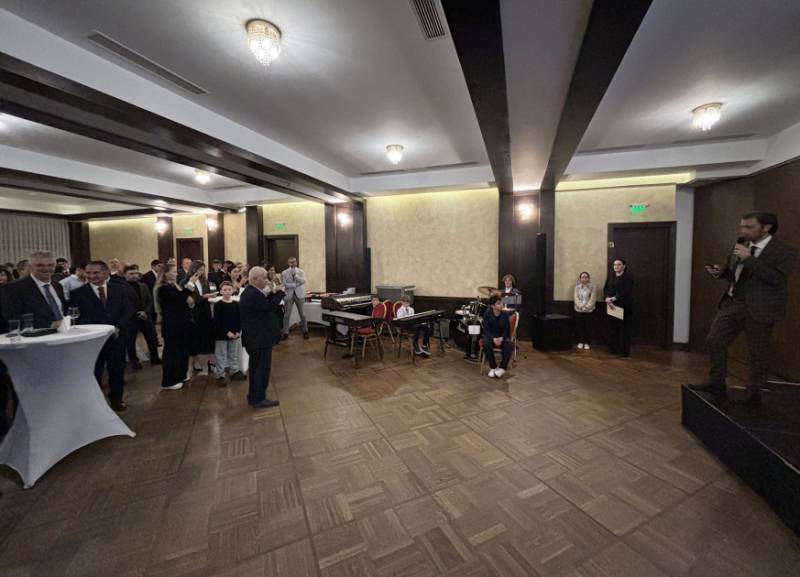 Buxarestdə Zəfər Günü qeyd olunub (FOTO)