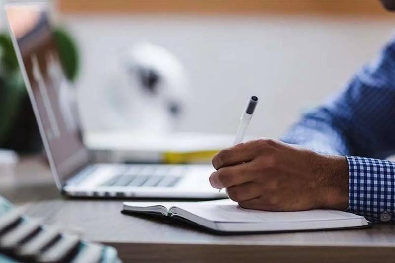 HP Süni İntellektə Keçid Səbəbindən 6000 İşçisini İxtisar Edir - Məqsəd 1 Milyard Dollar Qənaət