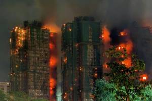 Honkonqda yanğın zamanı ölən şəxslərin ailələrinə 25,7 min dollar ödəniləcək Xəbər şəkili