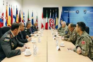 Zakir Həsənov Aİ-nin Bosniya və Hersoqovinadakı Komandanlığı və Türk kontingentini ziyarət edib