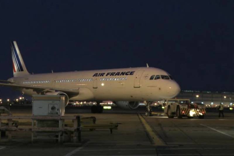 "Air France" aviaşirkəti "Airbus" təyyarələrindəki problemlərə görə 35 reysi ləğv edib
