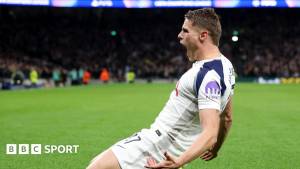 "Tottenham"ın Müdafiəçisi Miki van de Venin "Messi Sayağı" Epik Solo Qolu Xəbər şəkili