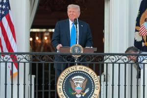 KİV: Tramp Si Cinpinlə danışdıqdan sonra Tokionu təmkinli olmağa çağırıb