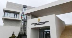 Rüşvət alan vəzifəlilər məhkəməyə verildi -ADLAR