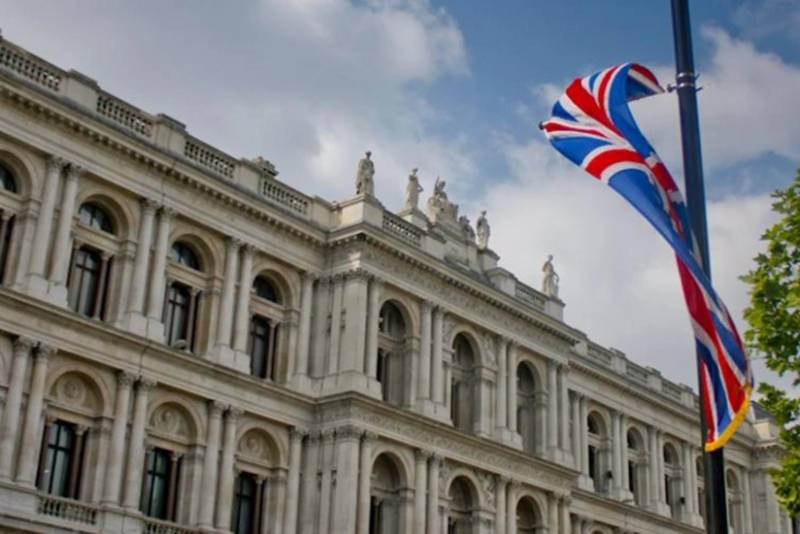 "The Times": Britaniya XİN ABŞ-nin planının Ukraynada sülhün əsası ola biləcəyinə inanır