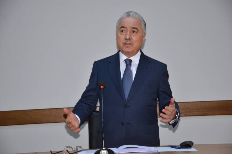 Kürdəmirin yeni icra başçısı kollektivə təqdim olunub